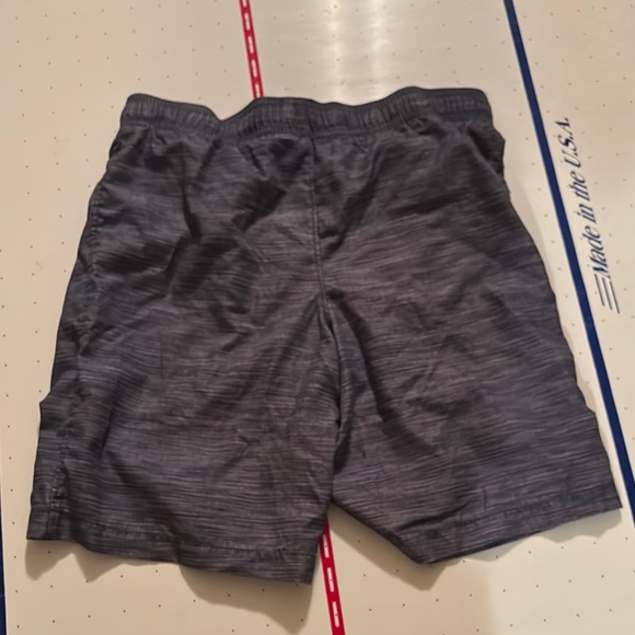 Cat & Jack Kids Swim Trunks - Gray with Yellow Drawstring Boys Size 8 Used - Picture 3 of 3
